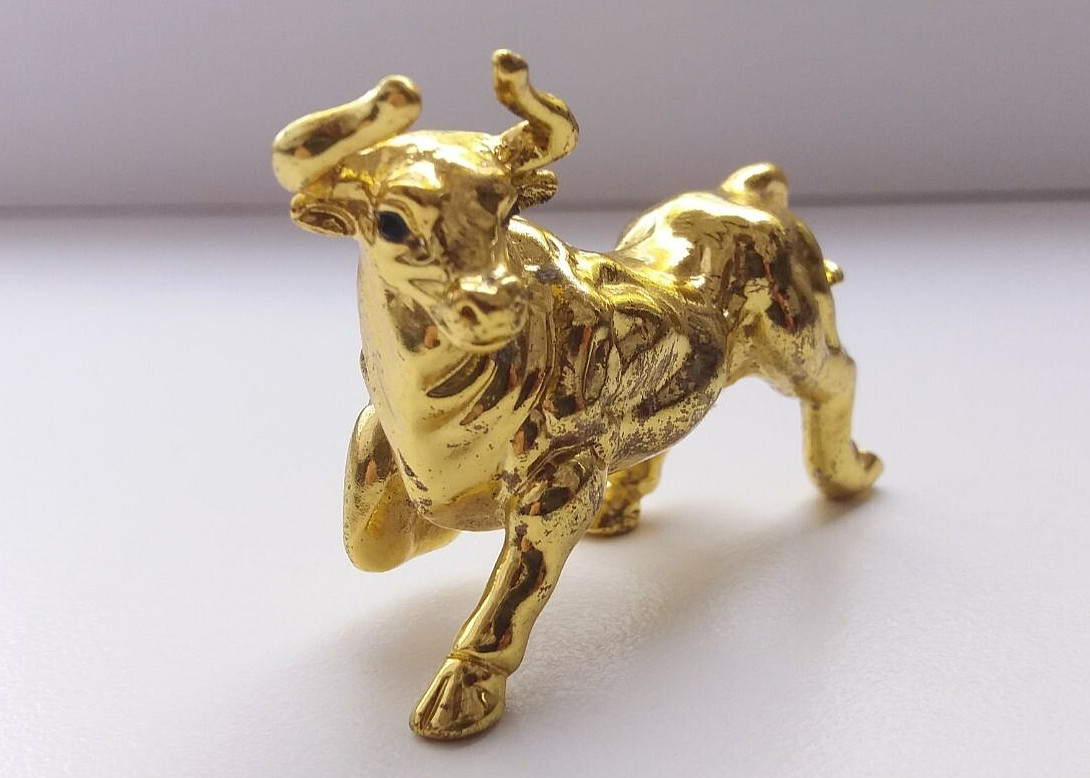 Vintage Golden Bull Figurine Gold Plated Heavy Metal 5cm 85g Collectible