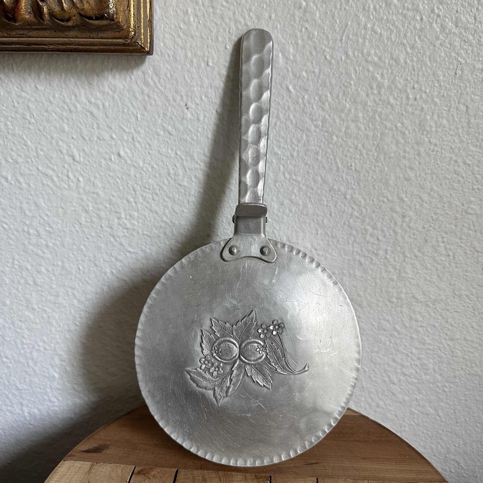 VTG Everlast Metal Hand Forged Hammered Aluminum Flip Pan 10.8 in Silent Butler VTG Everlast Metal Hand Forged Hammered Aluminum Flip Pan 10.8 in Silent Butler