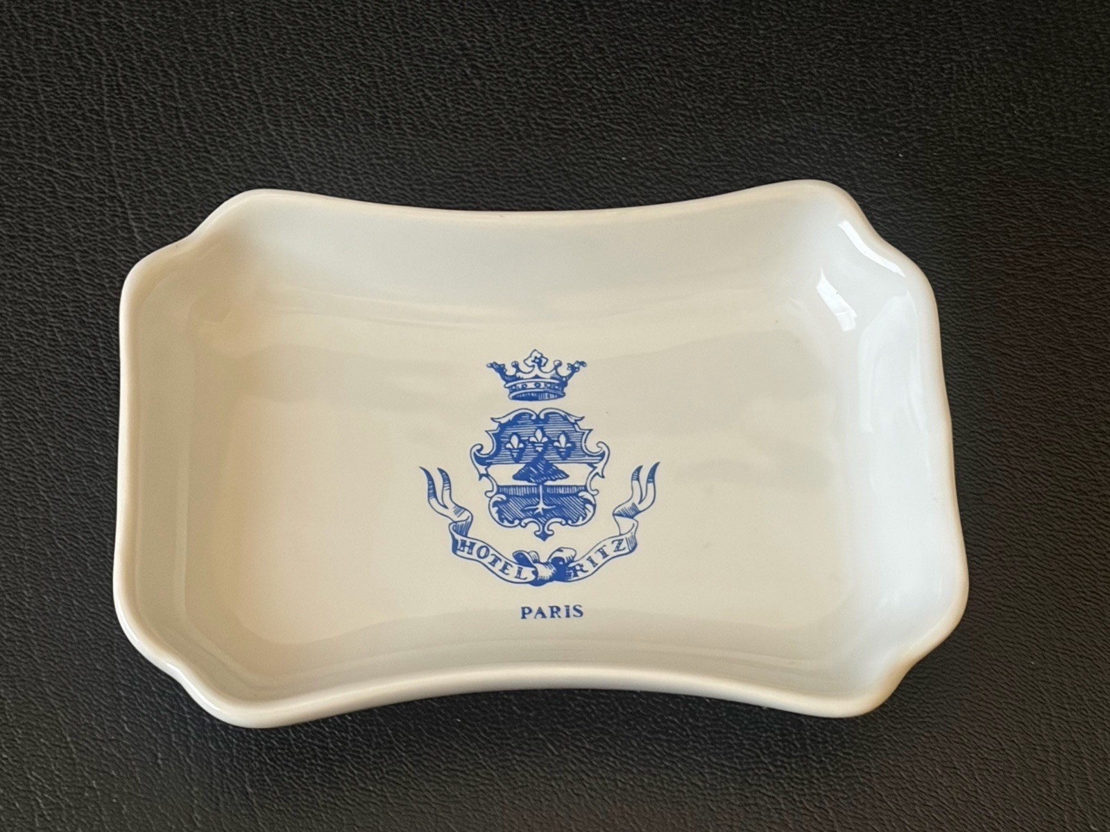 Vintage Hotel Ritz Paris Blue&White Porcelain Jewelry Trinket Soap Dish Ashtray Vintage Hotel Ritz Paris Blue&White Porcelain Jewelry Trinket Soap Dish Ashtray