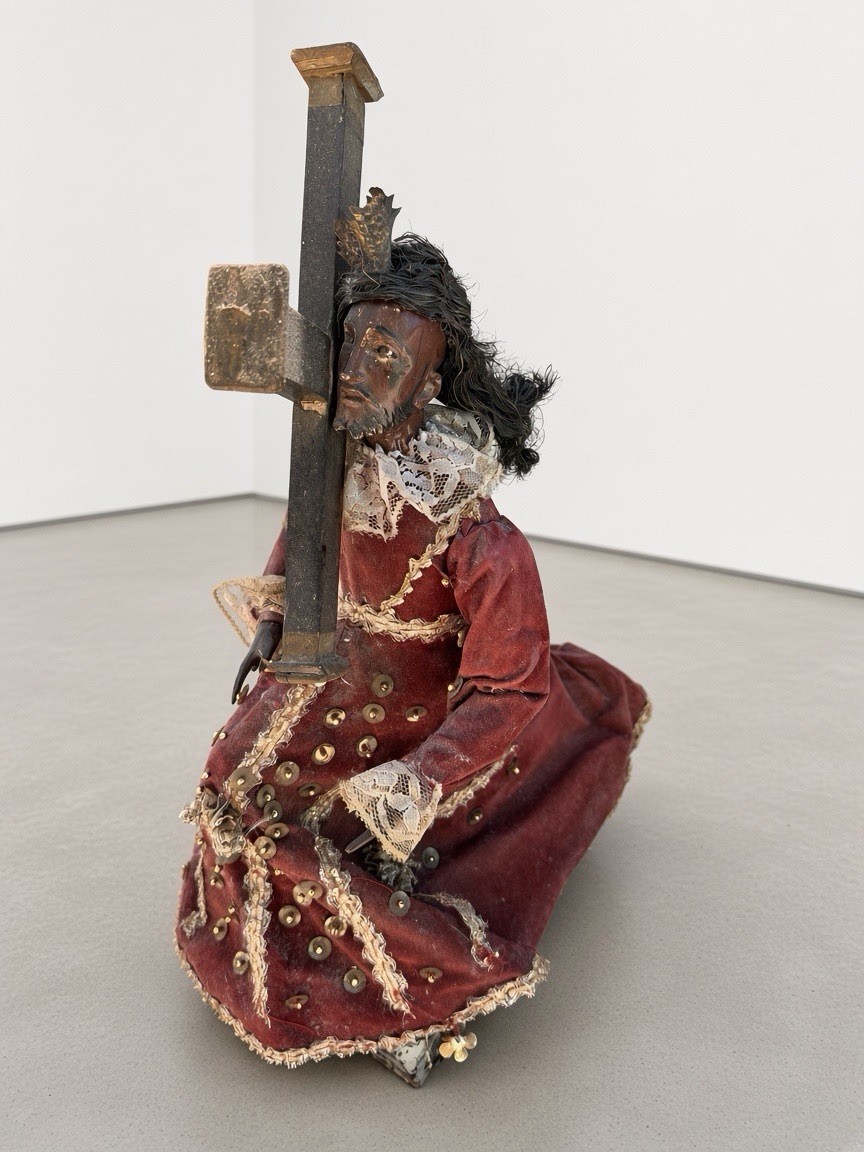 Antique Black Nazarene Wood Jesus Nazareno Santos Figure Carrying Cross READ