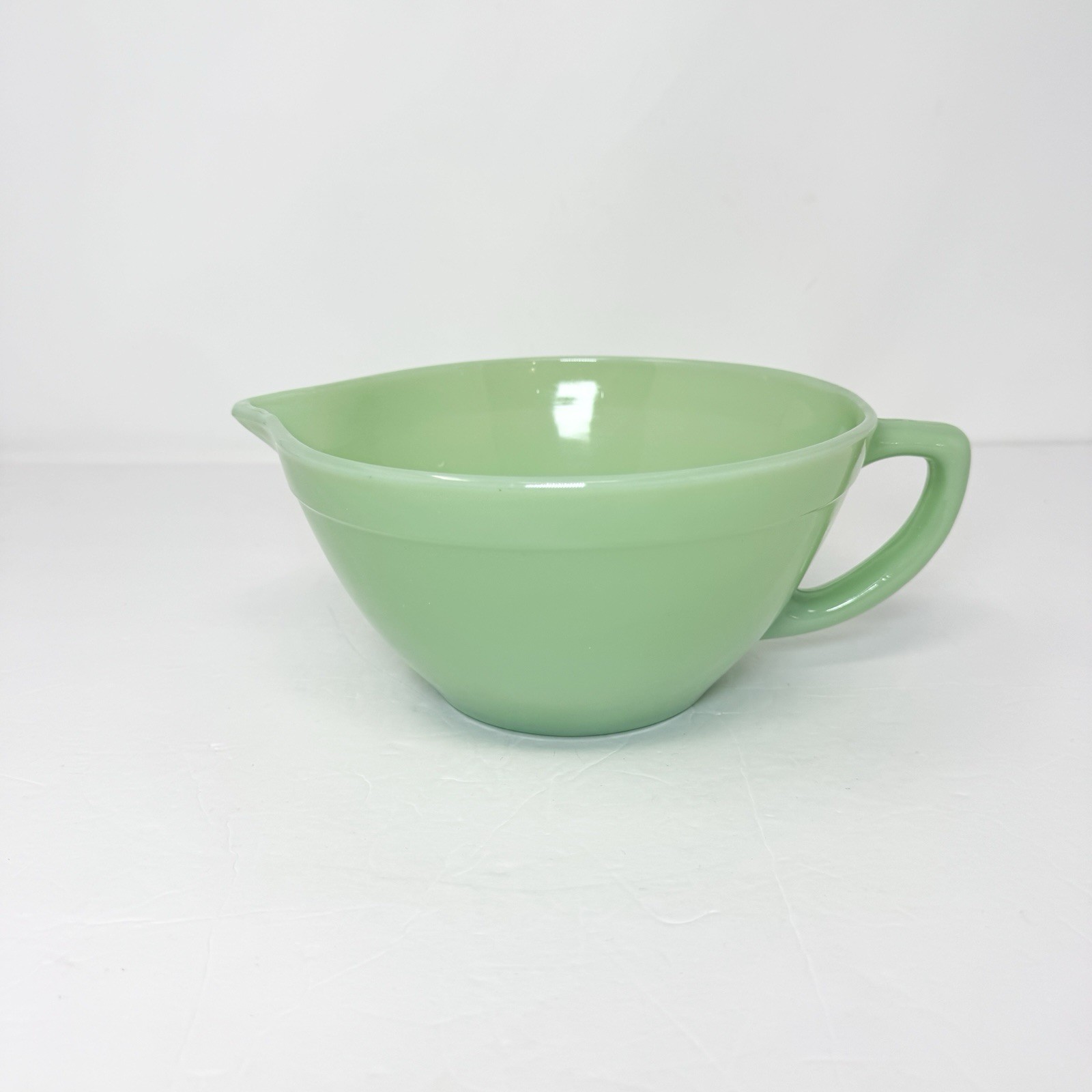 Vintage Anchor Hocking Fire King Jadeite 7.5” Colonial Batter Pitcher 1” Band