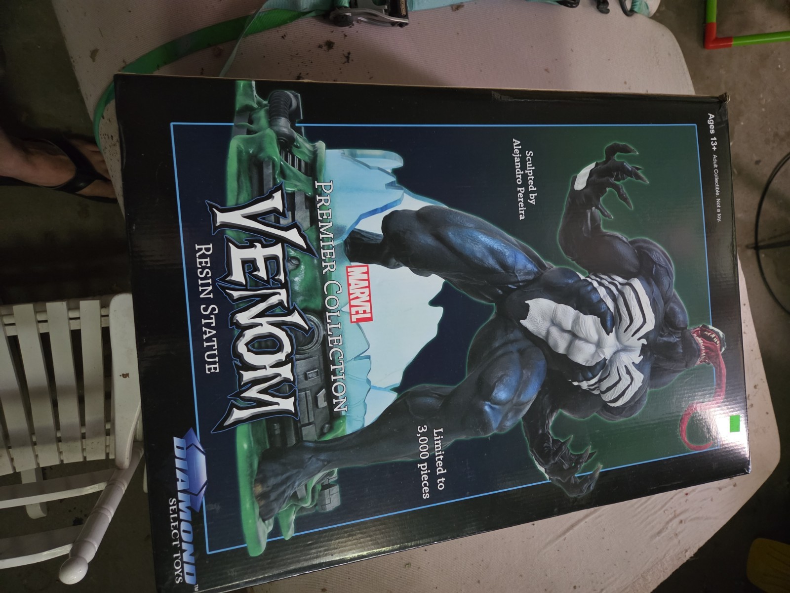 Diamond Select Marvel Premier Collection Venom Statue
