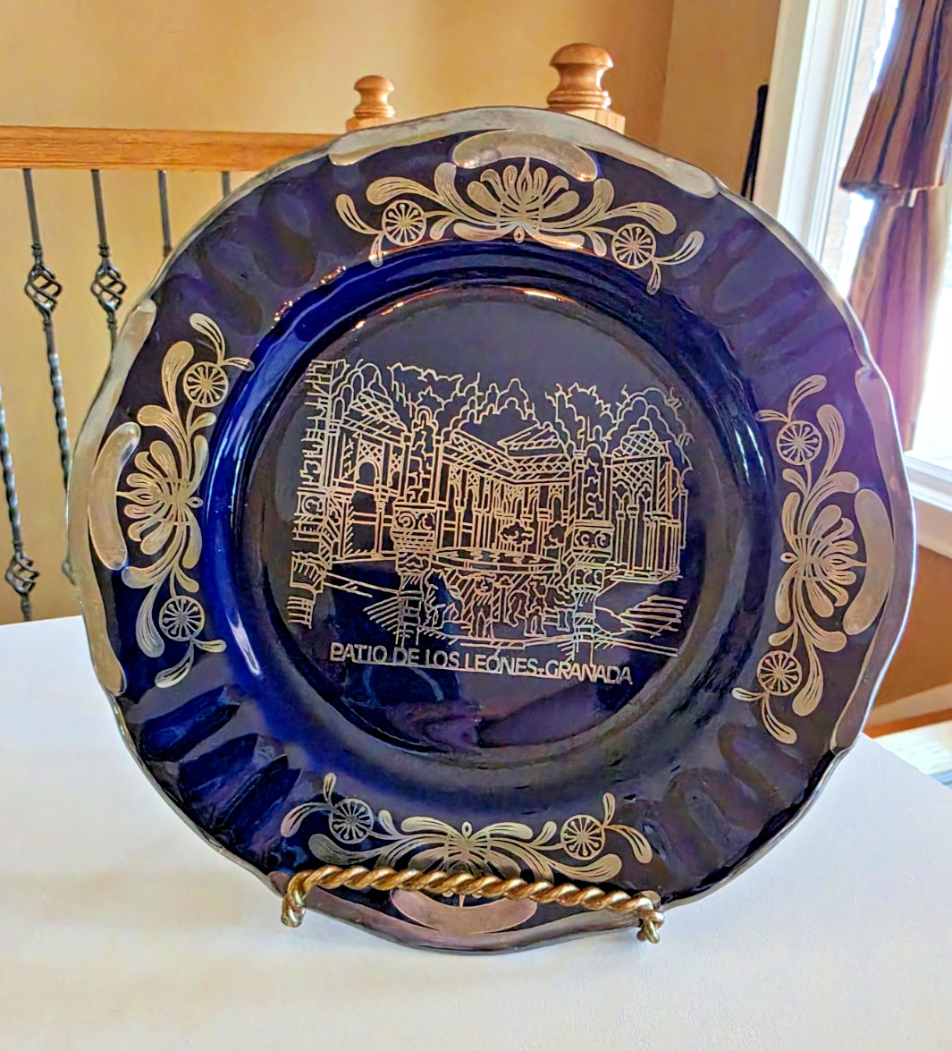 Alhambra Granada Spain 8” Display Plate Court of the Lions Cobalt Blue Silver Alhambra Granada Spain 8” Display Plate Court of the Lions Cobalt Blue Silver
