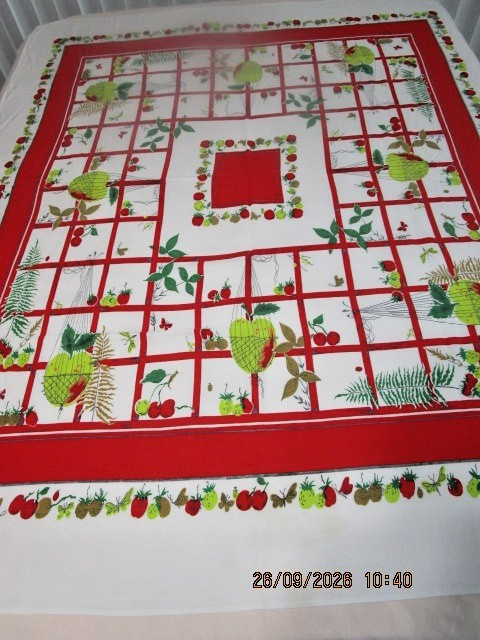 Vintage red on white printed tablecloth fruits & vegetables 42\ Vintage red on white printed tablecloth fruits & vegetables 42\