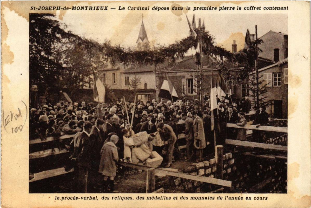 Old postcard AK St-JOSEPH de Monthieux The Cardinal deposits in the premiere (684885)
