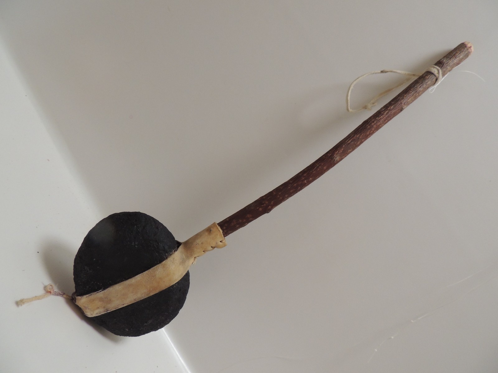 Vintage Antique 1950s American Indian Sioux War Dance Ceremonial Club Estate Vintage Antique 1950s American Indian Sioux War Dance Ceremonial Club Estate