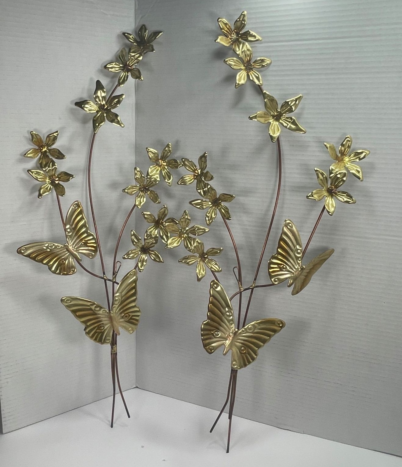 Vintage Mid Century HOMCO Butterflies and flowers wall decor 25.5\'\' x 9.5\'\' Vintage Mid Century HOMCO Butterflies and flowers wall decor 25.5\'\' x 9.5\'\'