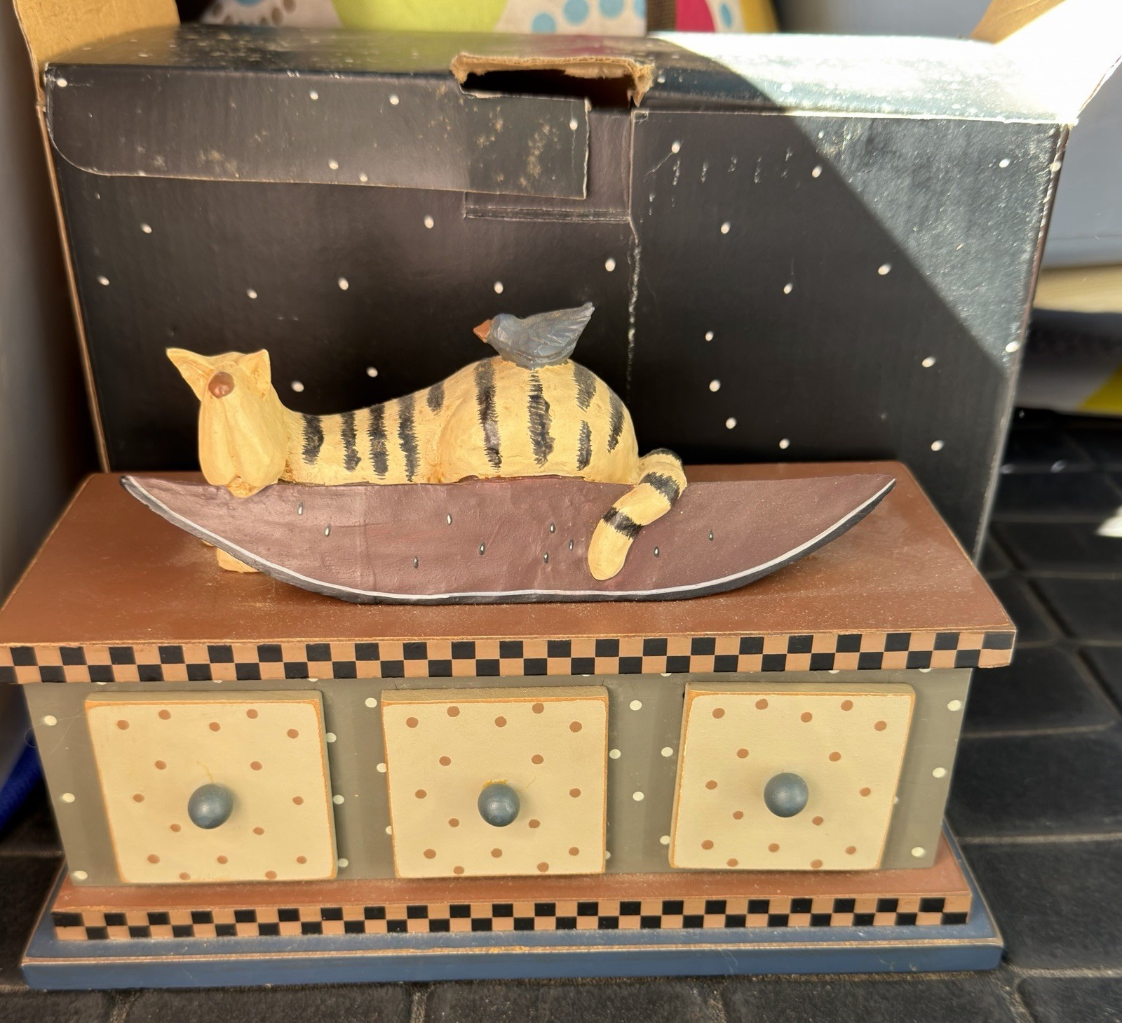 RARE Vintage 1999 Williraye Studio 3-Drawer Folk Art Cat Cabinet