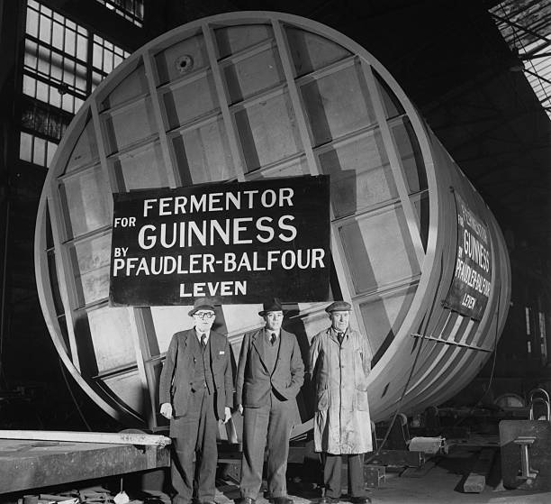 Workers at the Pfaudler-Balfour construction works in Leven, - 1949 Old Photo 3