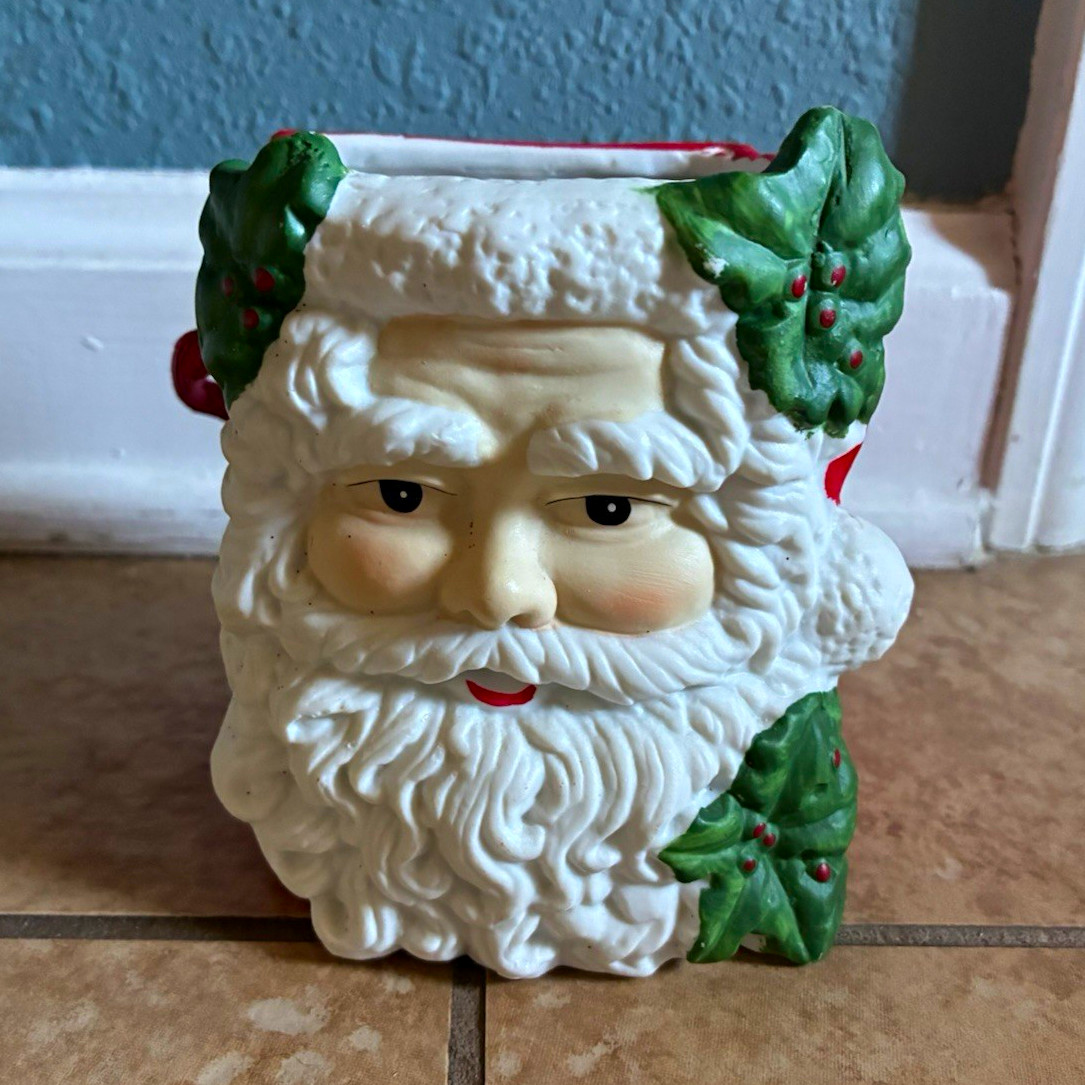 Vintage Ceramic Santa Claus Gift Bag Planter Candy Holder Retro Christmas Kitsch