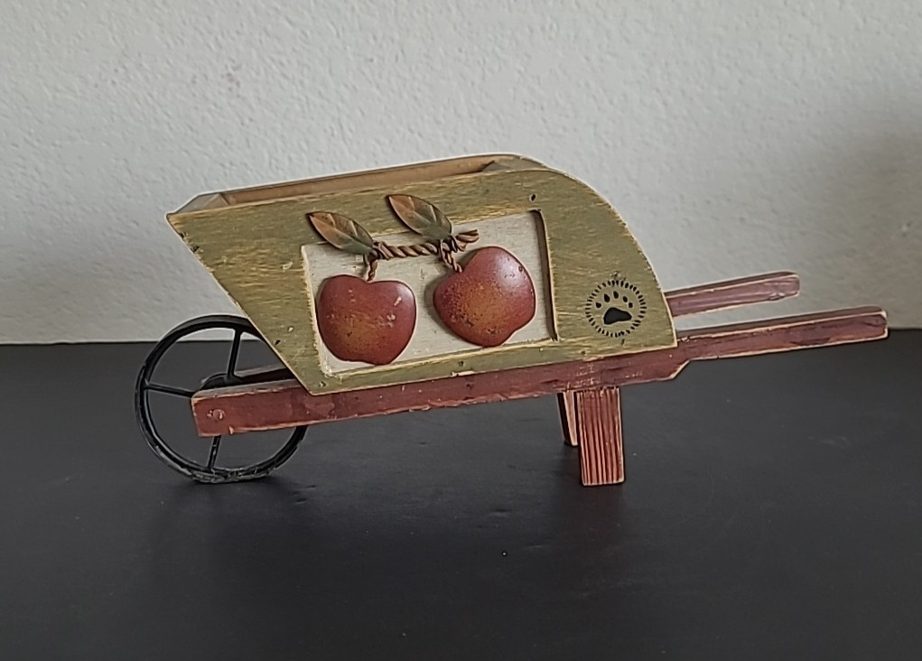 Vintage Boyds Stuff Newtons Apple wooden Barrow Vintage Boyds Stuff Newtons Apple wooden Barrow