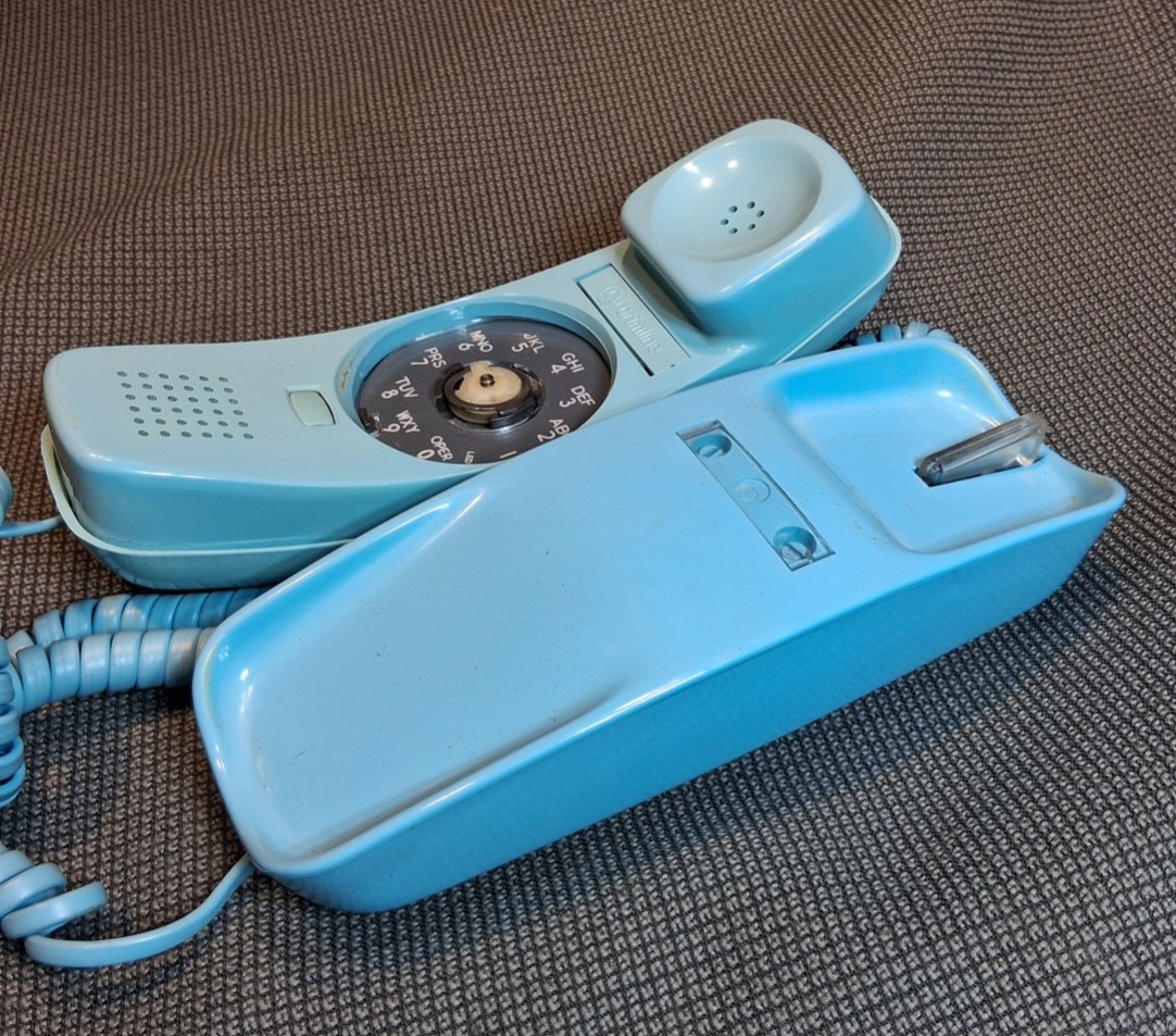 VTG Lt Blue Trimline Electric Rotary Dial Phone- UNTESTED missing dial plate VTG Lt Blue Trimline Electric Rotary Dial Phone- UNTESTED missing dial plate