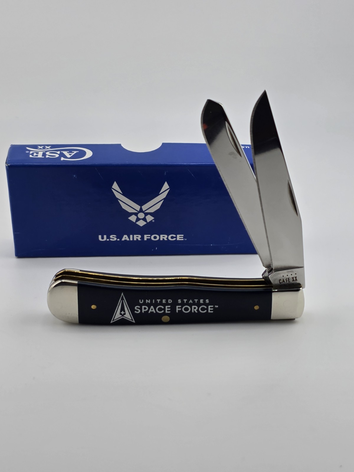 Case XX 32407 USAF Navy Blue Synthetic Trapper U.S. Air Force Pocket Knife NIB