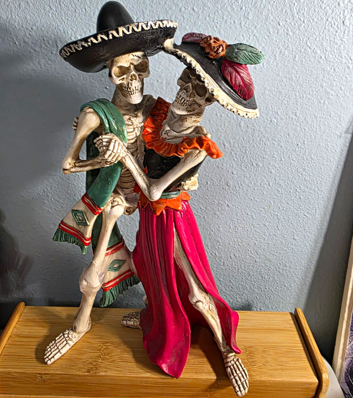 Day Of The Dead Halloween Dancing Skeleton Mexican Couple 12\