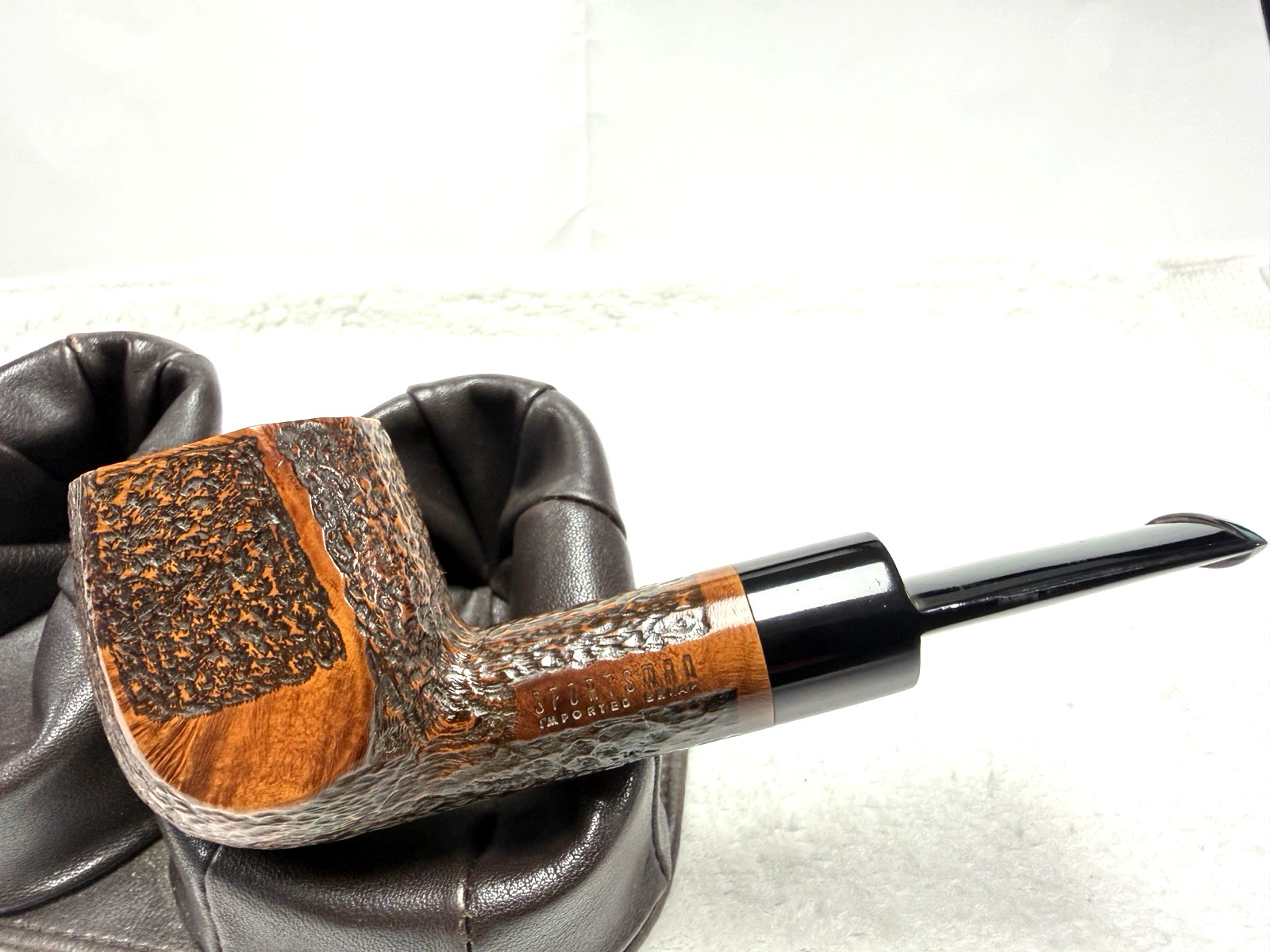 SPORTSMAN #1213P 1940\'s Smooth & Rusticated Dual Panel Billiard w Pristine Stem
