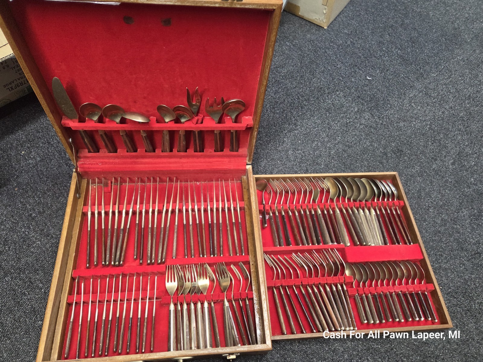 vintage mcm THAILAND BRONZE BRASS color 104Pc FLATWARE SET IN BOX 1970’s vintage mcm THAILAND BRONZE BRASS color 104Pc FLATWARE SET IN BOX 1970’s