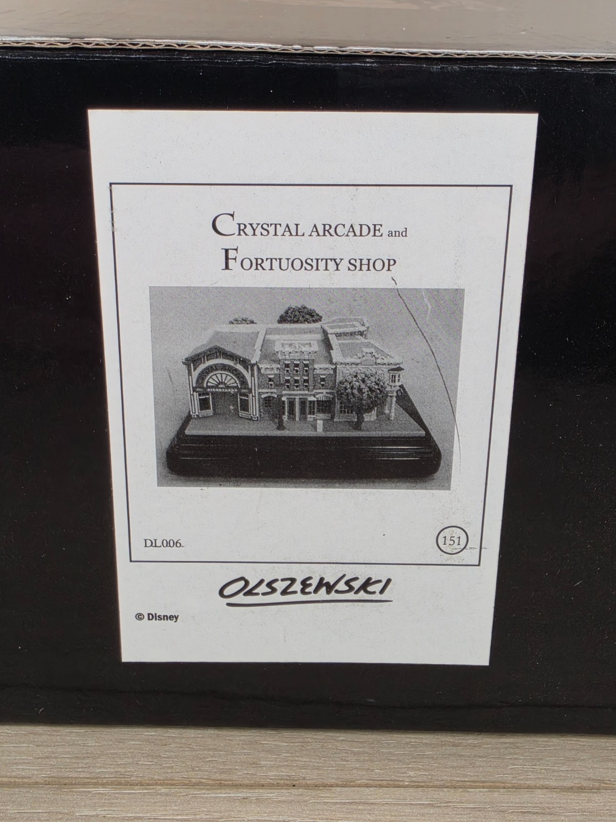 Disneyland Main Street USA Olszewski Crystal Arcade & Fortuosity Shop DL006