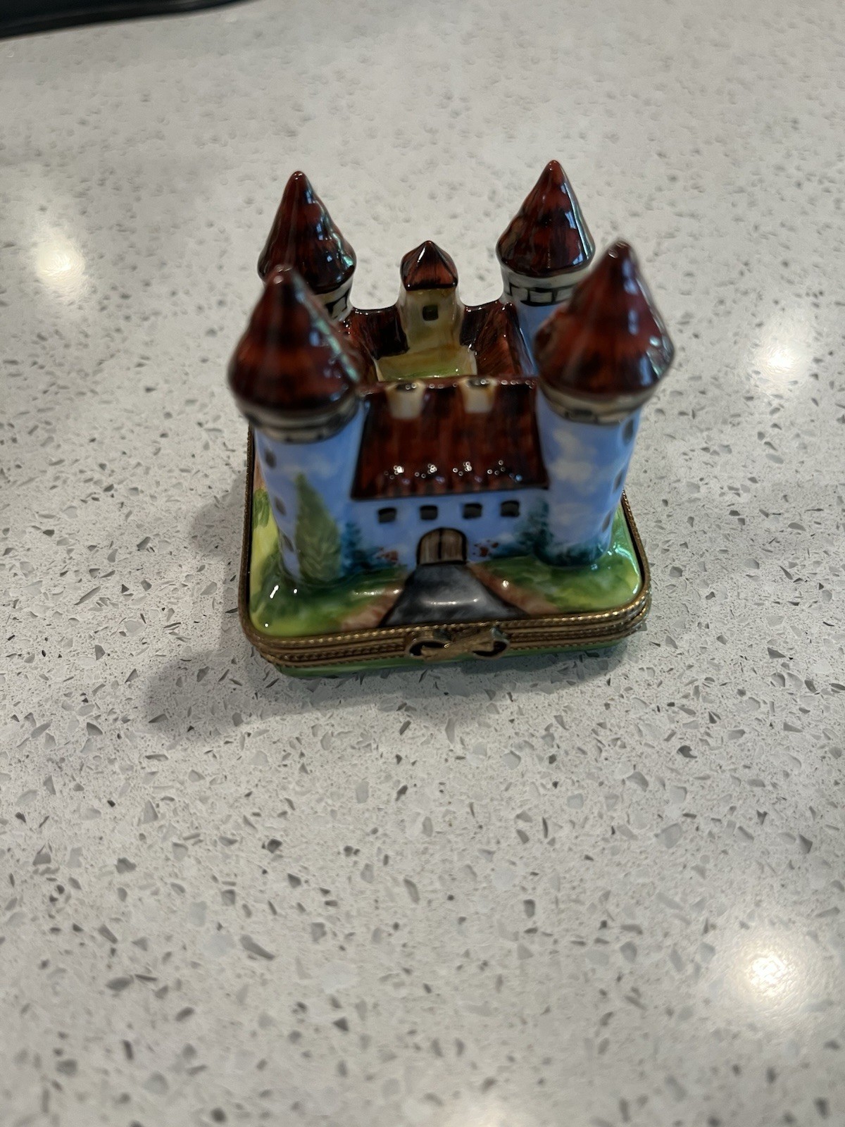 Vintage Rochard Limoges Porcelain Four Turret Castle Box Vintage Rochard Limoges Porcelain Four Turret Castle Box
