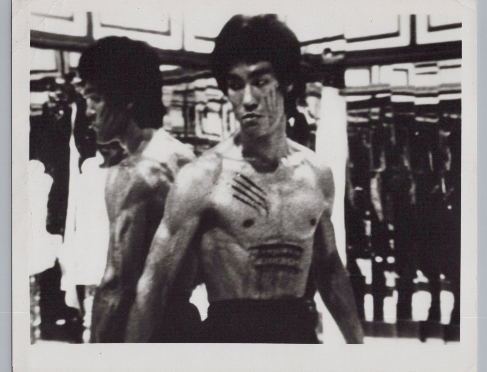 1973 Bruce Lee Enter The Dragon HOLLYWOOD LEGEND KUNG-FU VINTAGE Photo C37 1973 Bruce Lee Enter The Dragon HOLLYWOOD LEGEND KUNG-FU VINTAGE Photo C37