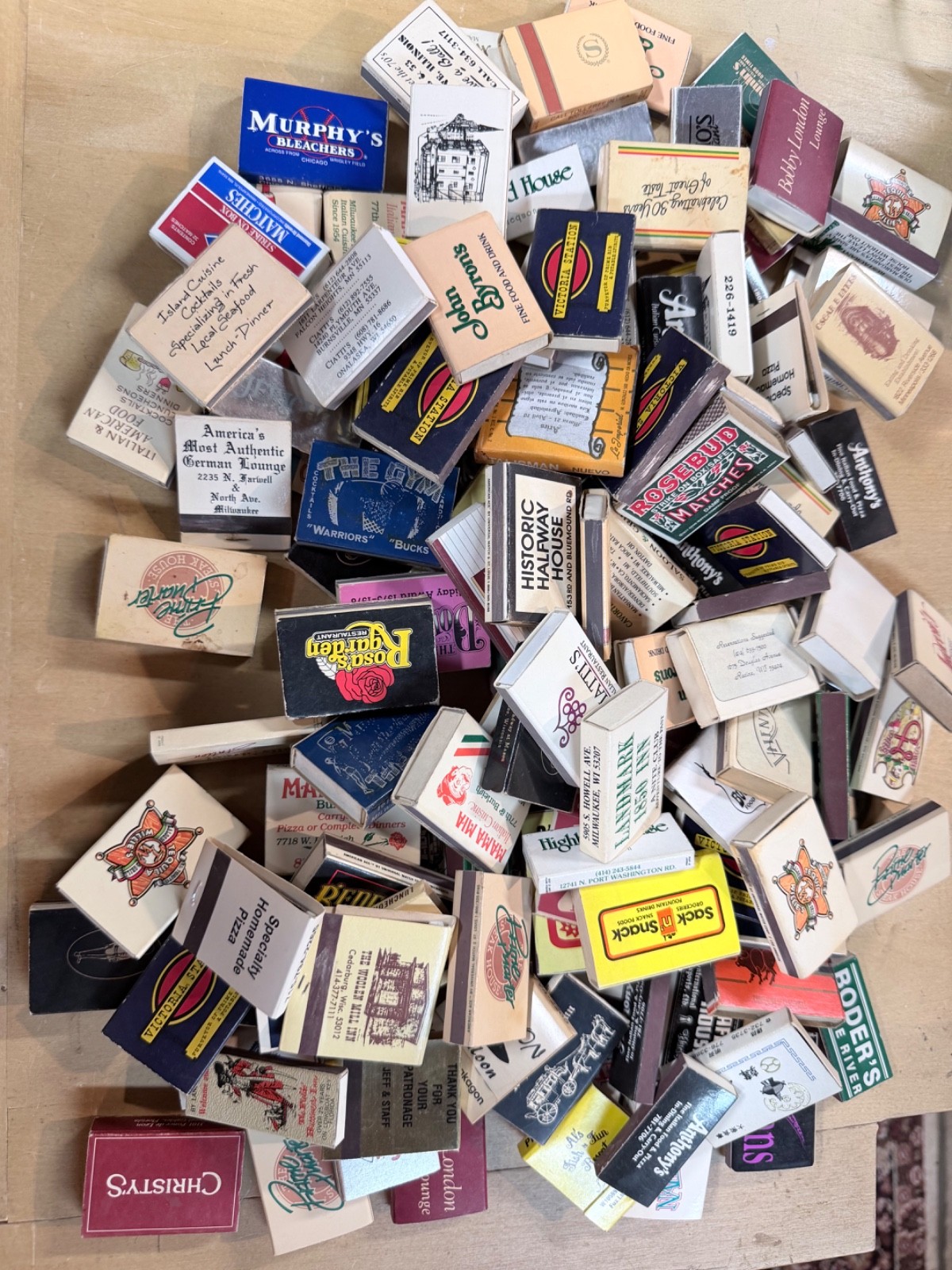 Lot 65 ALL Vintage Matchboxes & Matchbooks Restaurants, Bars, Supper Clubs, Ads Lot 65 ALL Vintage Matchboxes & Matchbooks Restaurants, Bars, Supper Clubs, Ads