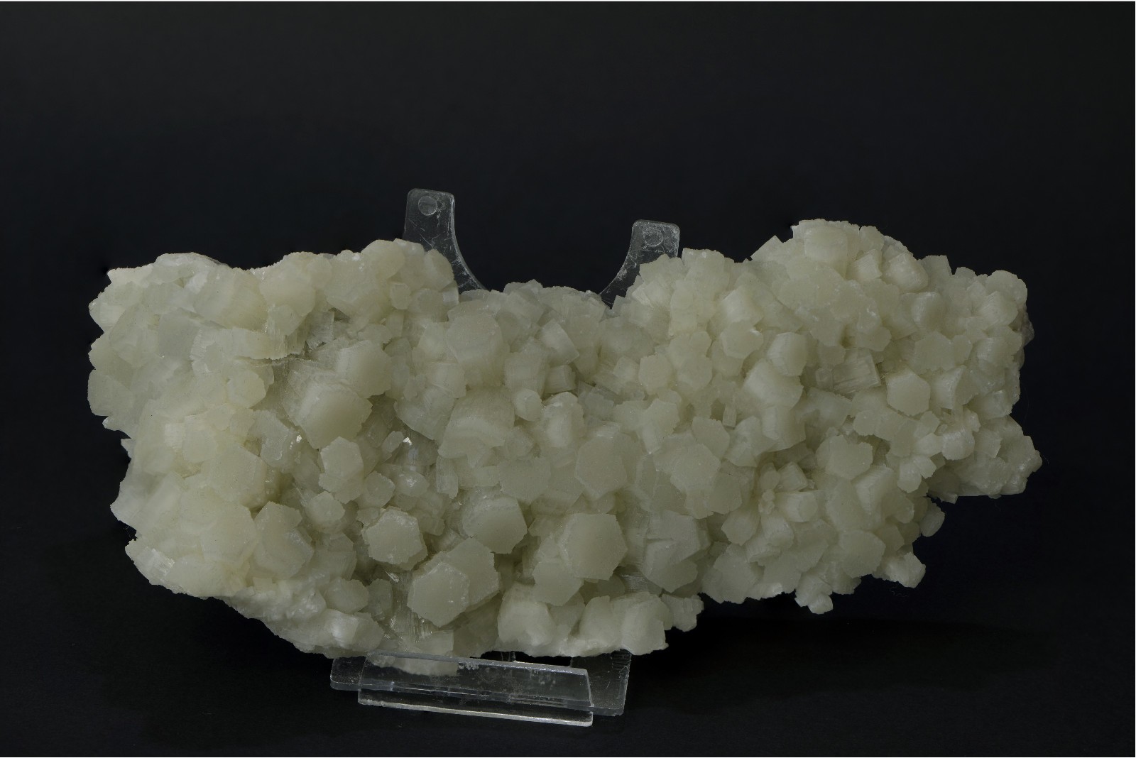 Rare Green Aragonite – Giumentaro Mine Sicily – Fluorescent & Phosphorescent