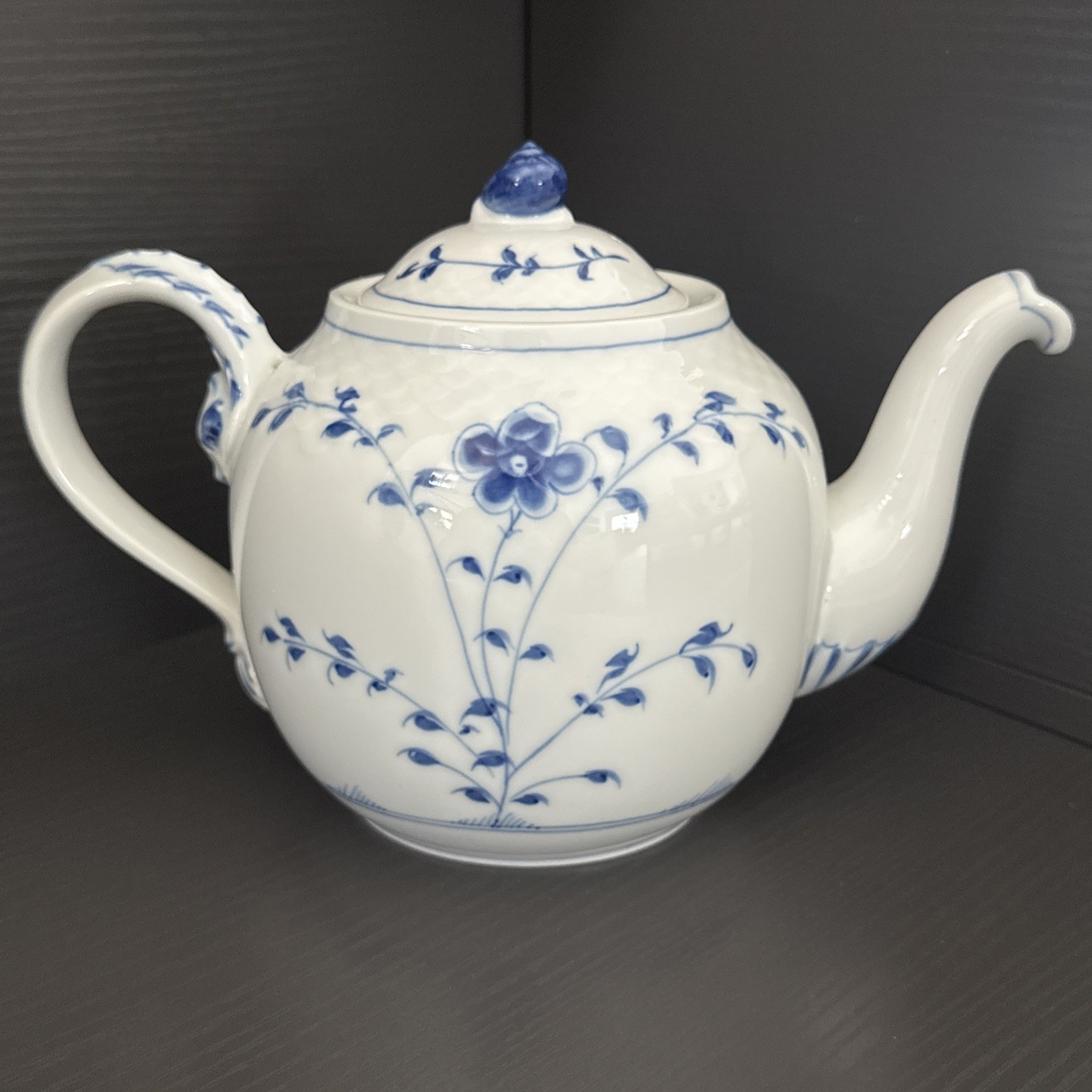 Vintage Bing Grondahl Butterfly Porcelain Teapot 820 Blue White Denmark