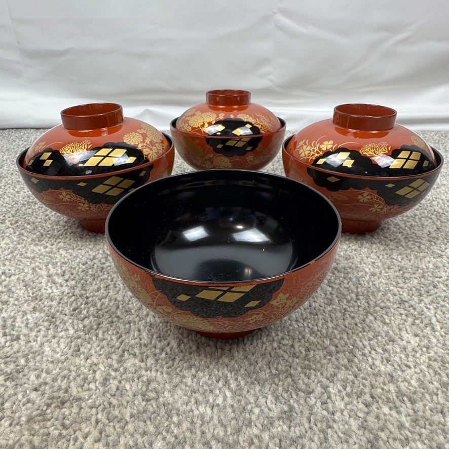 5 Showa Period Wajima-Nuri Owan Serving Bowls 4 Lids & Lacquered Wood Tray Japan 5 Showa Period Wajima-Nuri Owan Serving Bowls 4 Lids & Lacquered Wood Tray Japan