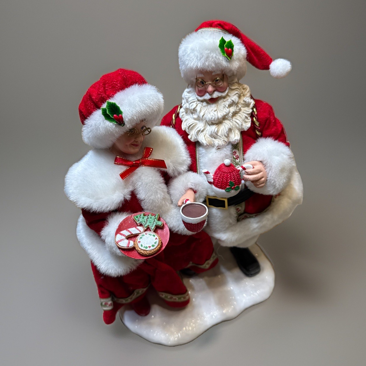 Dept 56 Possible Dreams COCOA AND COOKIES SANTA & MRS. CLAUS Figurine Dept 56 Possible Dreams COCOA AND COOKIES SANTA & MRS. CLAUS Figurine