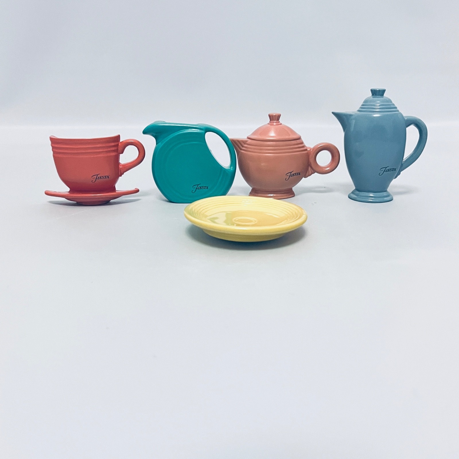 Vintage Fiesta Ware Accessories Contemporary Magnets Collection 5 Piece Set Vintage Fiesta Ware Accessories Contemporary Magnets Collection 5 Piece Set