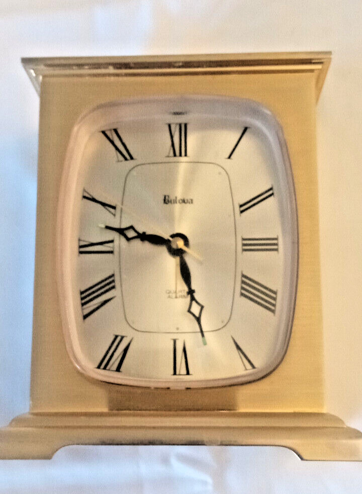 Vintage Bulova Analog Desk Clock Mantle Solid Brass Gold Color Roman, Japan Made Vintage Bulova Analog Desk Clock Mantle Solid Brass Gold Color Roman, Japan Made