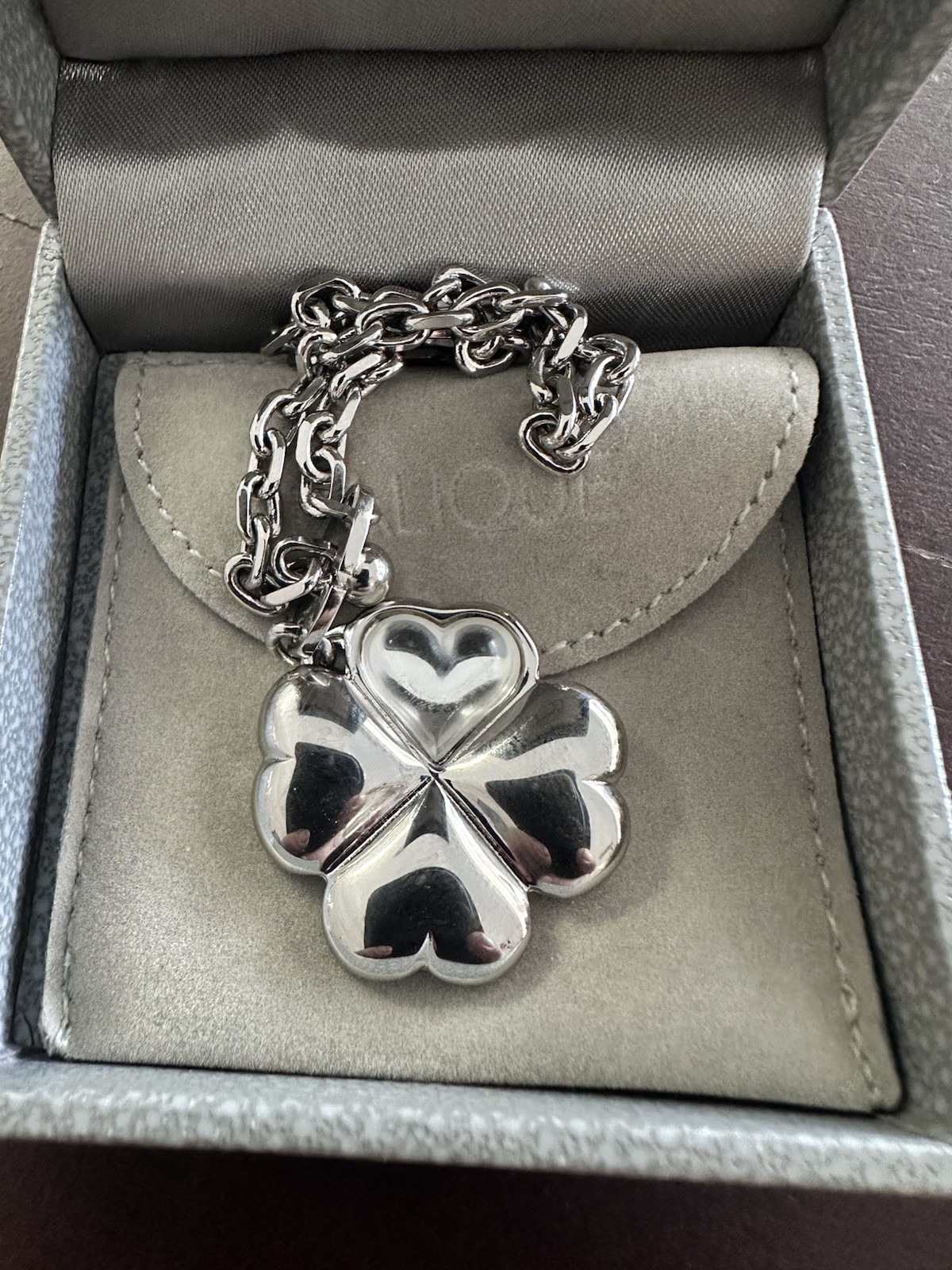 Authentic Lalique Four- Leaf Clover Silver Tone & Crystal Keyring/Bag Charm Read