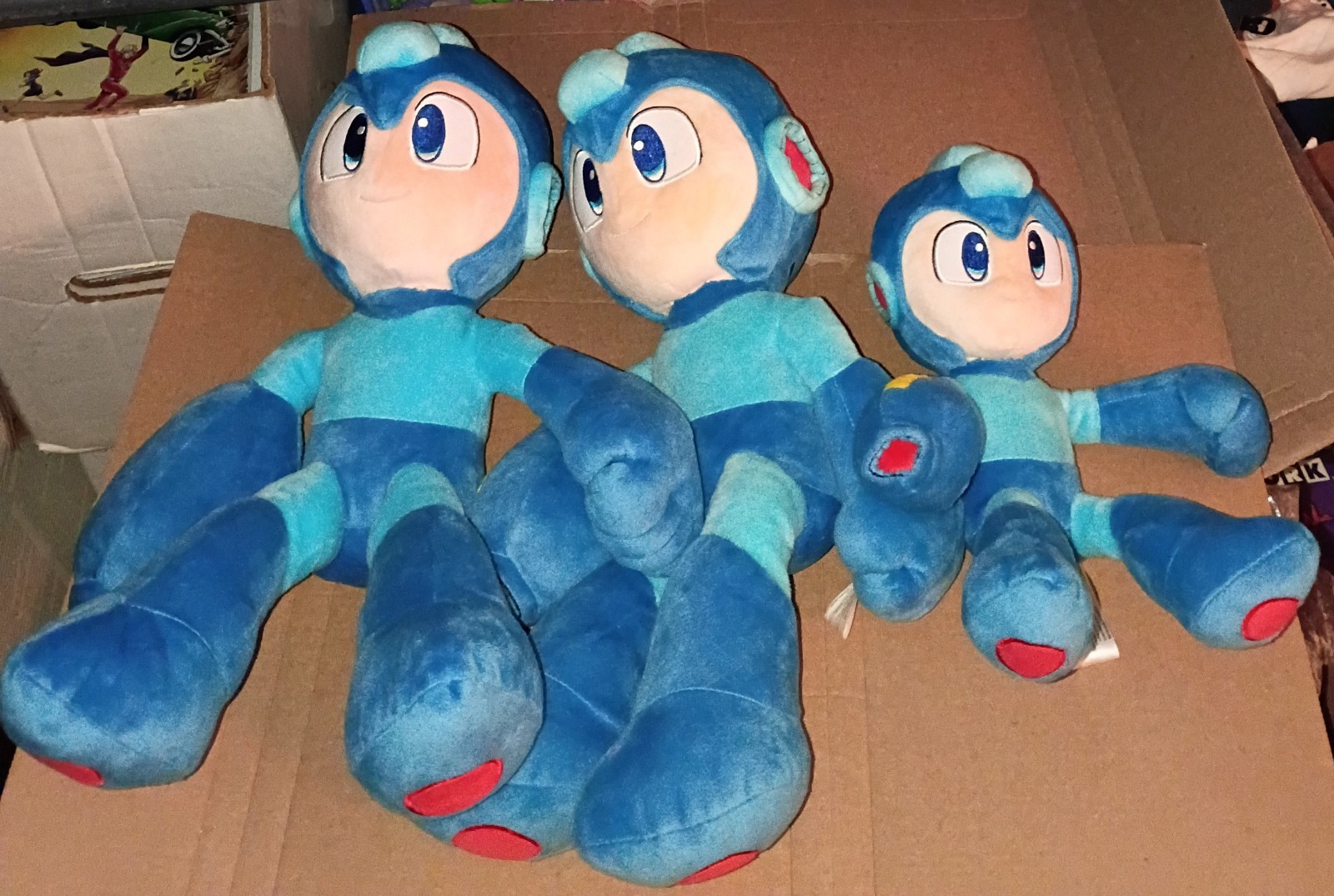 Megaman Capcom Sanei Plush Doll Lot Of 3 Large , Medium, Small Megaman Capcom Sanei Plush Doll Lot Of 3 Large , Medium, Small