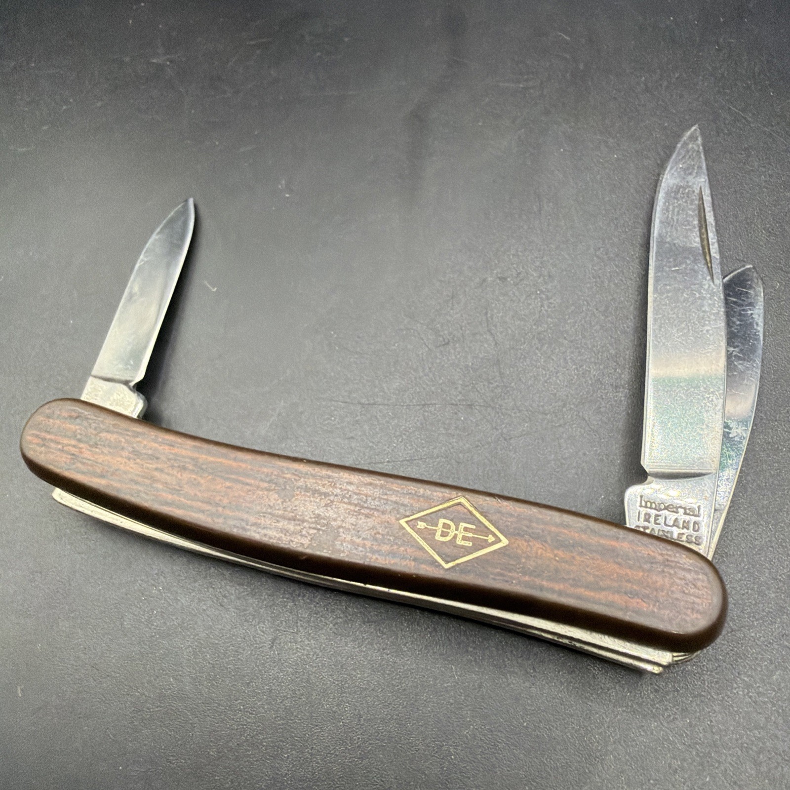 Vtg Imperial Ireland Diamond Edge DE 3 Blade Pocket Knife Faux Wood Near Mint Vtg Imperial Ireland Diamond Edge DE 3 Blade Pocket Knife Faux Wood Near Mint