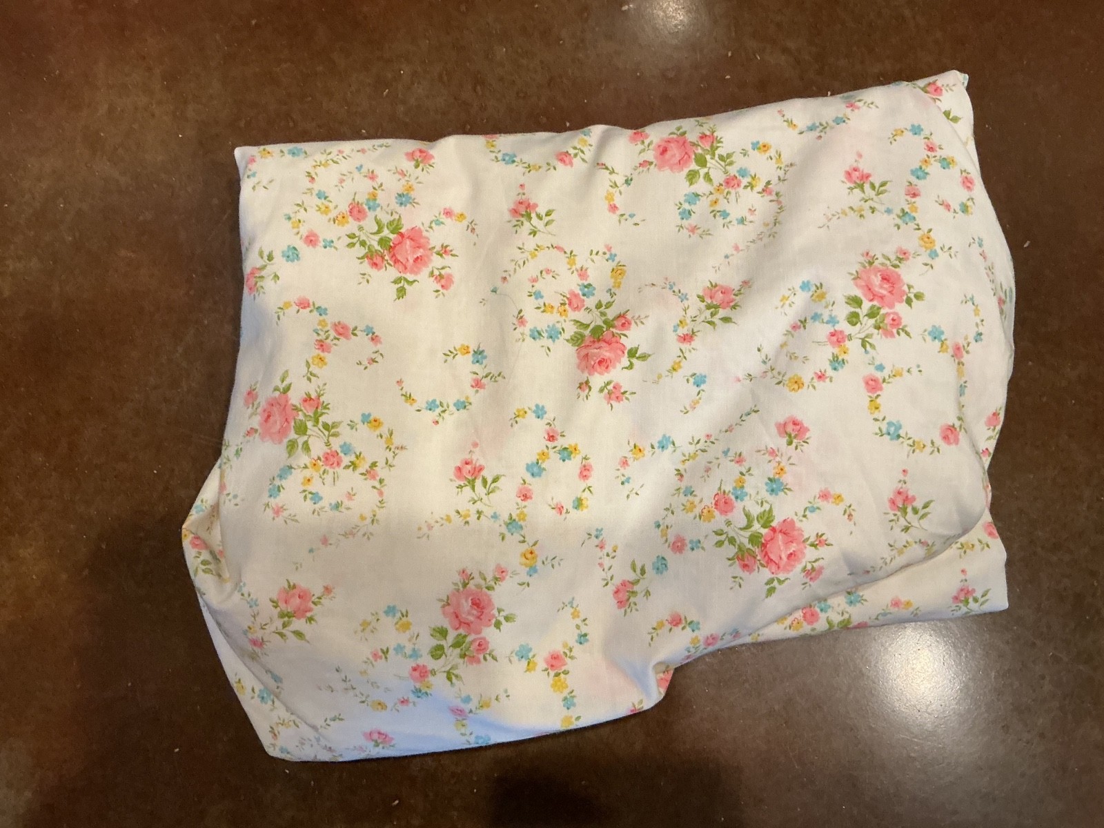 Vtg  Cannon FULL fitted sheet  70s roses  Floral Shabby Chic Cottage great