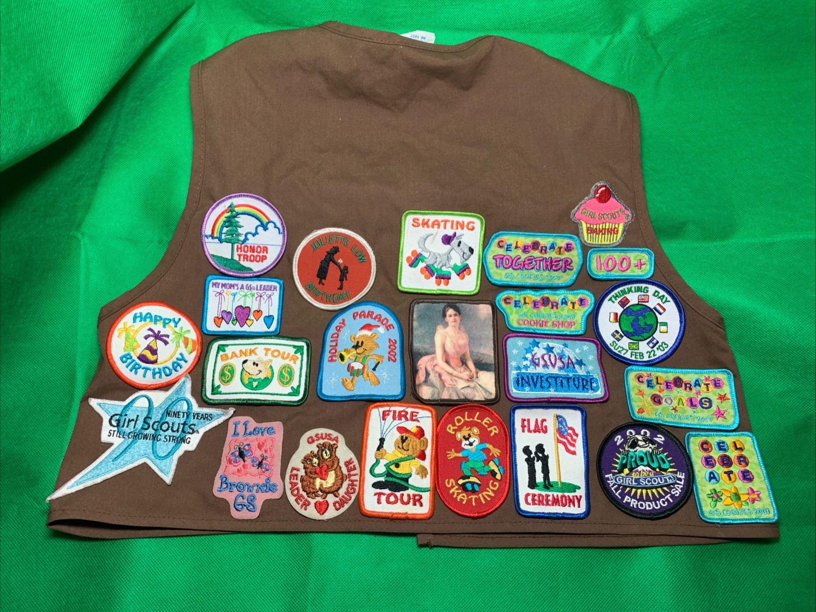 Vintage Girl Scouts Uniform Vest FITS LARGE Youth Y2K 2000s 33 Patches USA