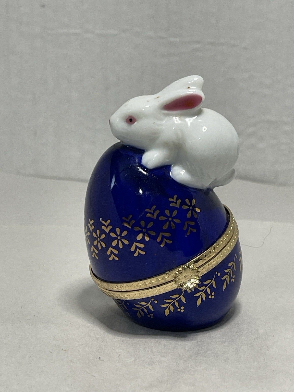 Vintage  - Rare Andrea By Sadek Bunny Rabbit on egg Trinket Box