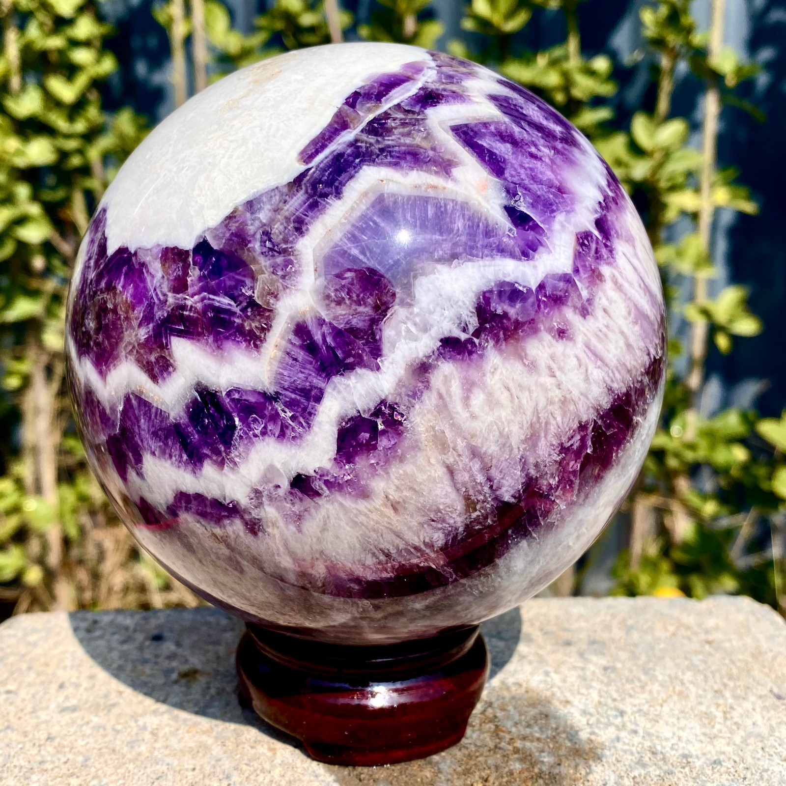 4.7LB Natural beautiful Dream Amethyst Quartz Crystal Sphere Ball Healing