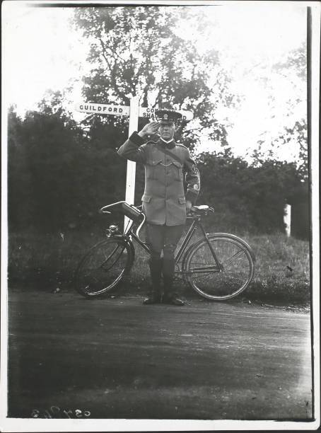 Scenes In 1911 An A A Patrolman 1911 OLD PHOTO