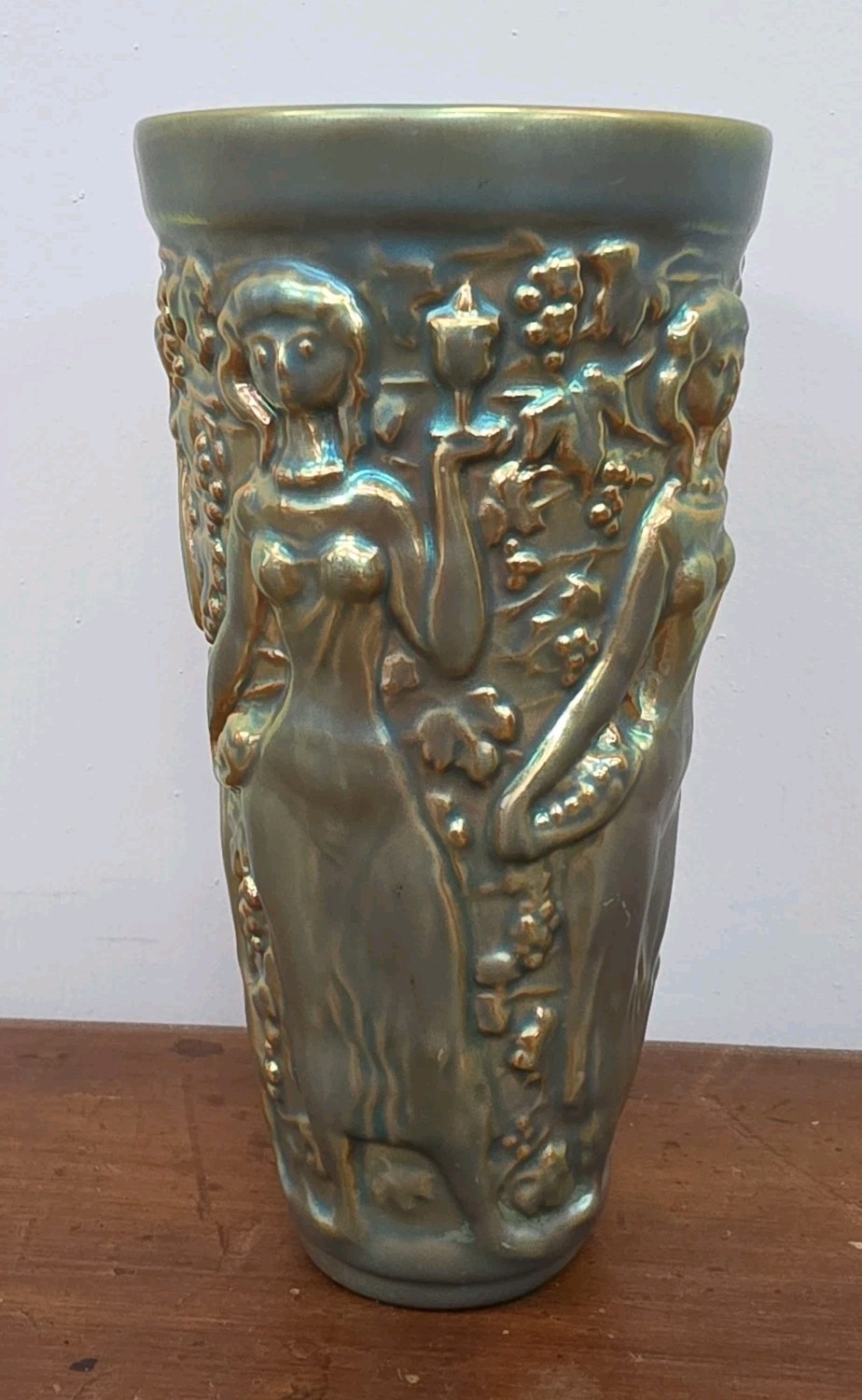 Vintage Art Nouveau Zsolnay Pecs Eosin Lustre Glaze Figural Iridescent Vase Vintage Art Nouveau Zsolnay Pecs Eosin Lustre Glaze Figural Iridescent Vase