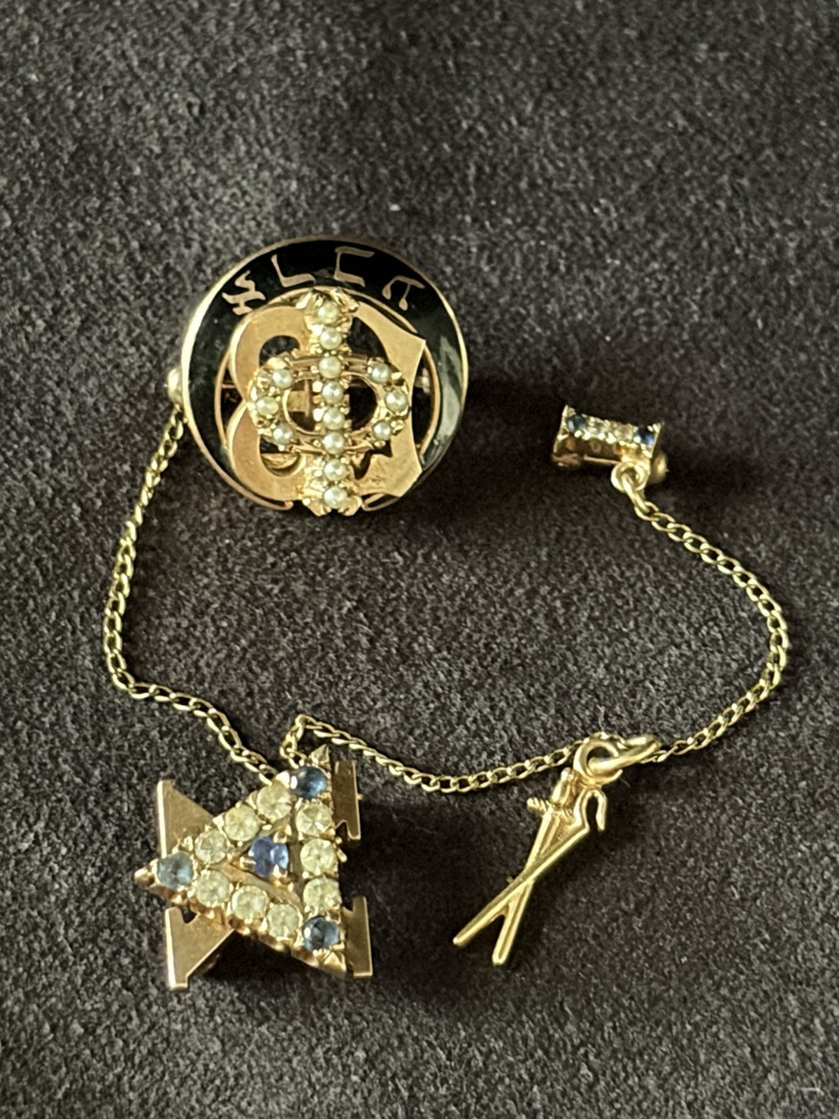 Rare 1966 10kt Gold Gamma Phi Beta/Delta Chi Sorority Fraternity Couples Pin Rare 1966 10kt Gold Gamma Phi Beta/Delta Chi Sorority Fraternity Couples Pin