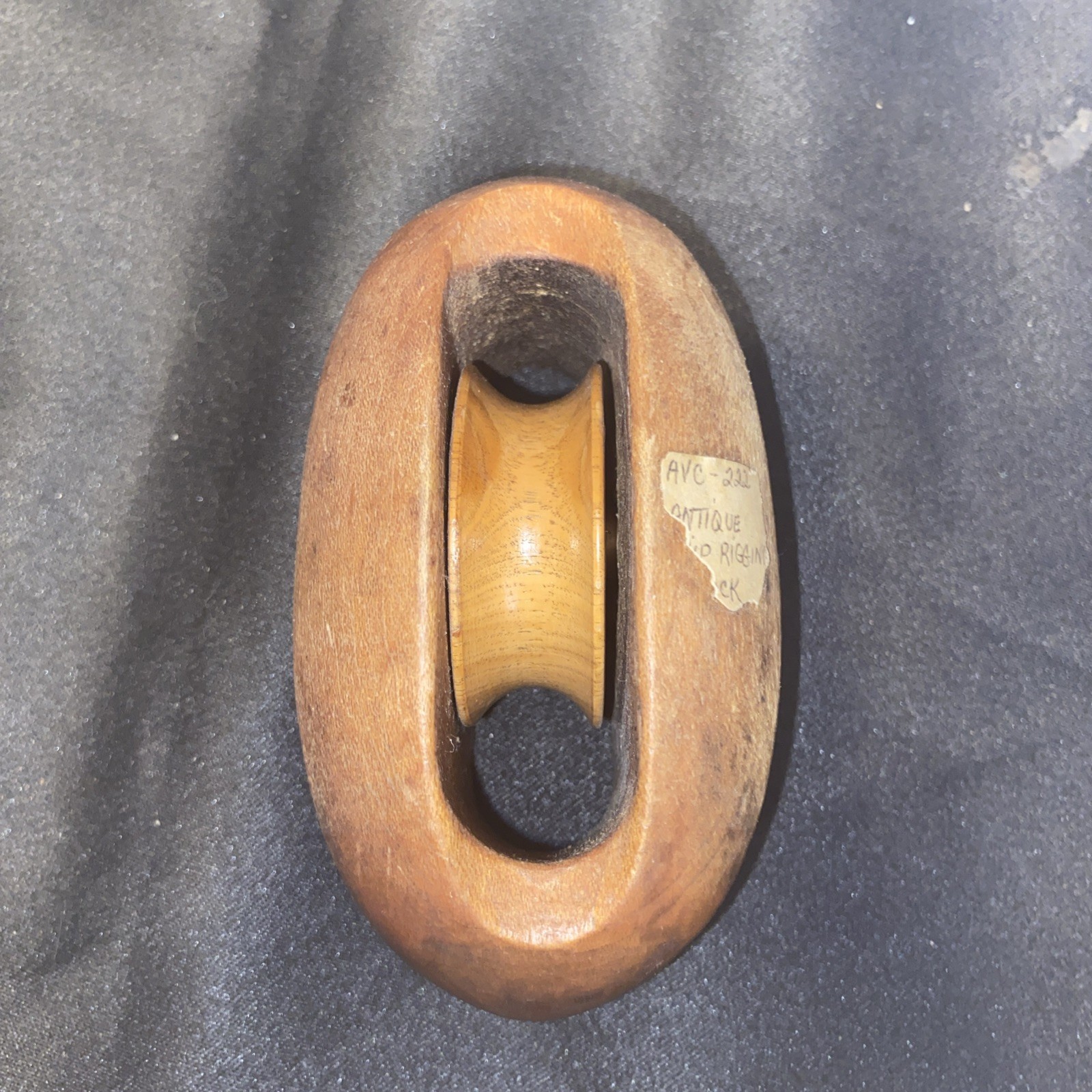 ANTIQUE CA 1890S WOODEN SINGLE SHEAVE YACHT PULLEY / MARITIME BLOCK