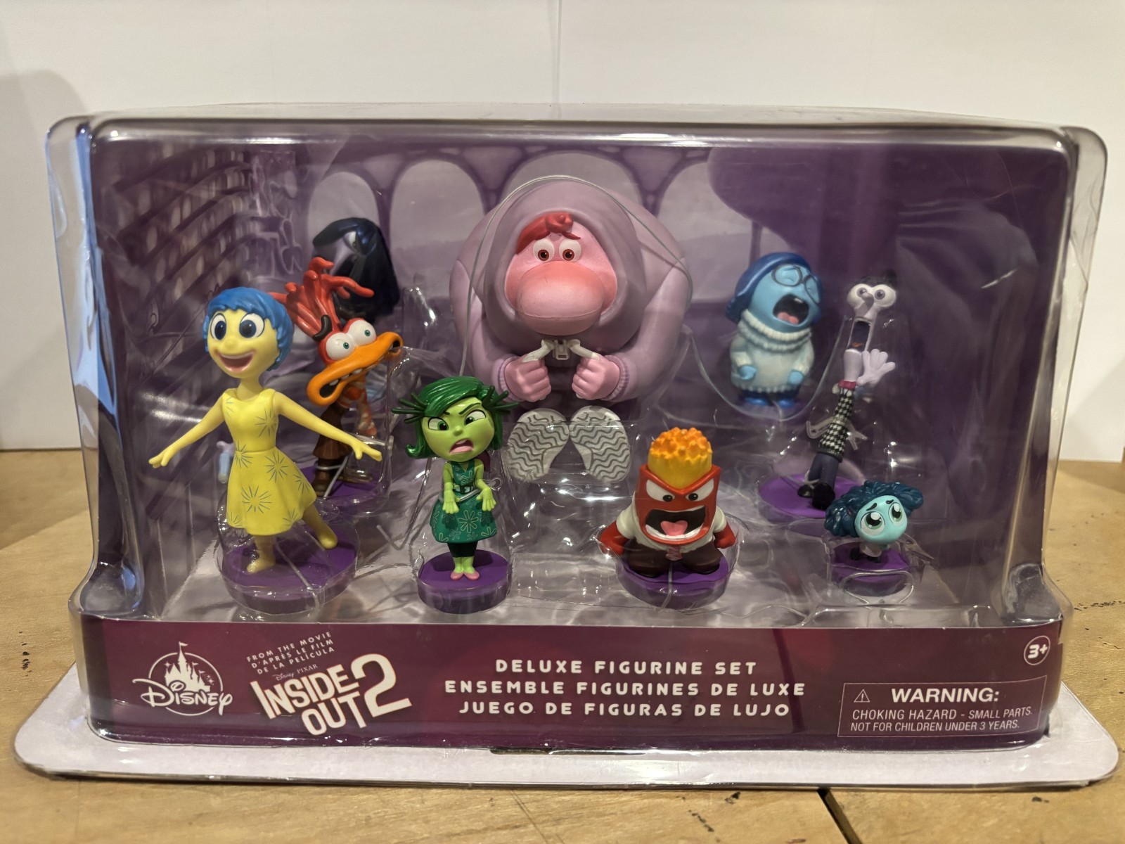 Disney Pixar Inside Out 2 Deluxe Figurine Set - 8* Piece Set (*1 Broken Arm)