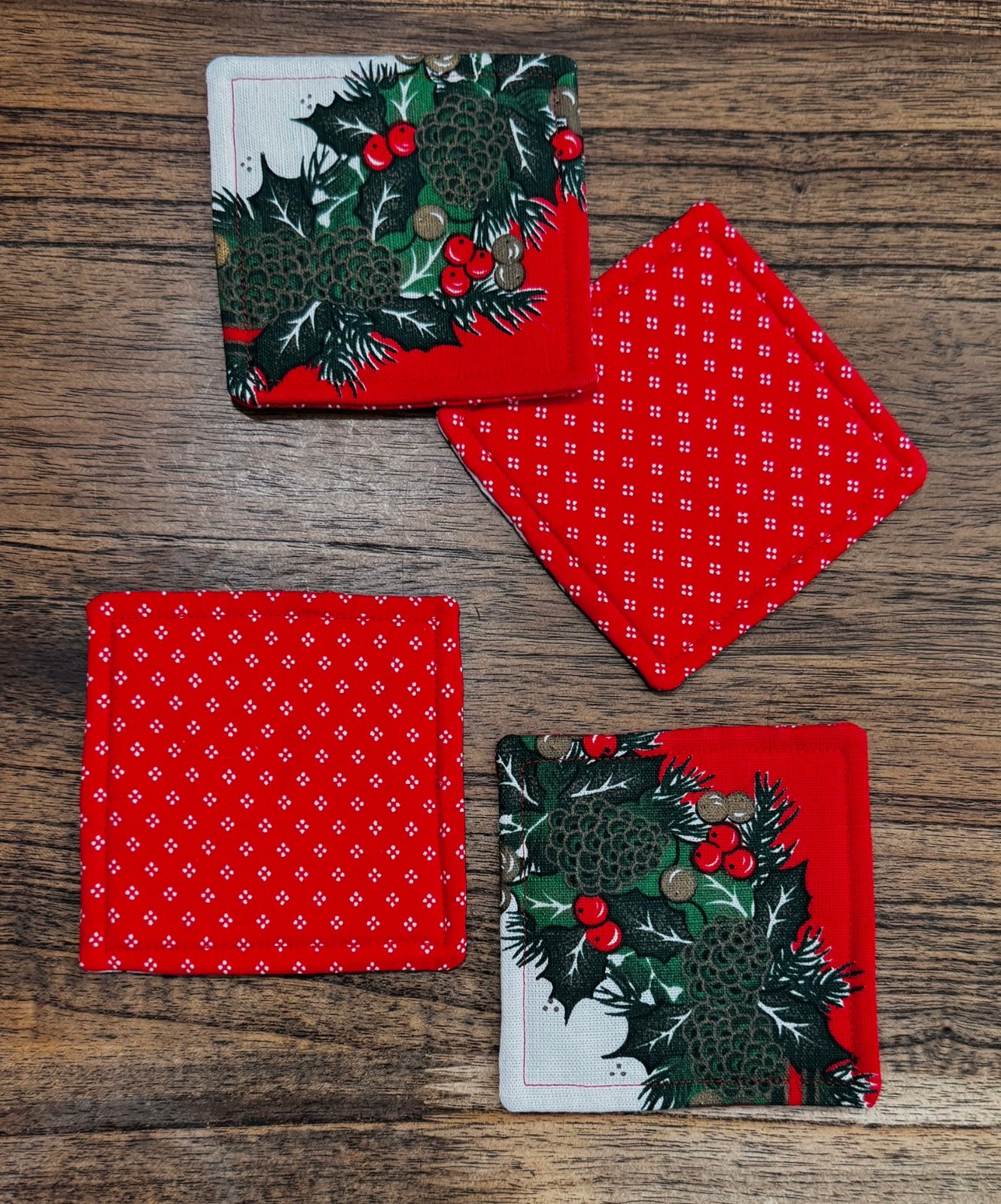 Vintage Sunweave Christmas Tablecloth Coasters - Set of 4 - Holly, Berries