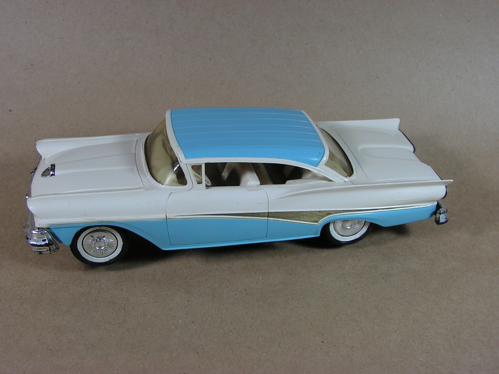 1958 Ford Fairlane 2 door Hardtop AMT Friction Promo 1/24 Scale L00K 1958 Ford Fairlane 2 door Hardtop AMT Friction Promo 1/24 Scale L00K