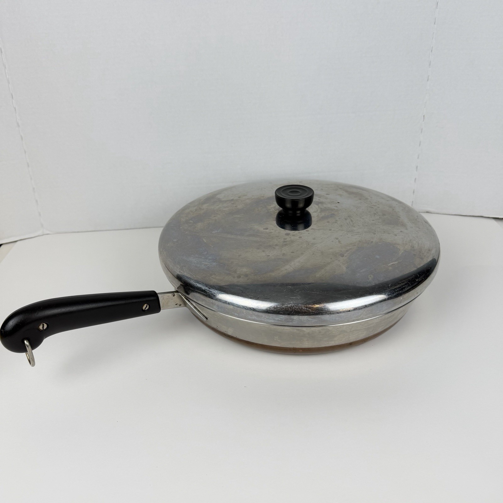 Revere Ware Pre 1968 Double Ring Copper Bottom 12” Skillet Frypan w/ Lid Vintage Revere Ware Pre 1968 Double Ring Copper Bottom 12” Skillet Frypan w/ Lid Vintage
