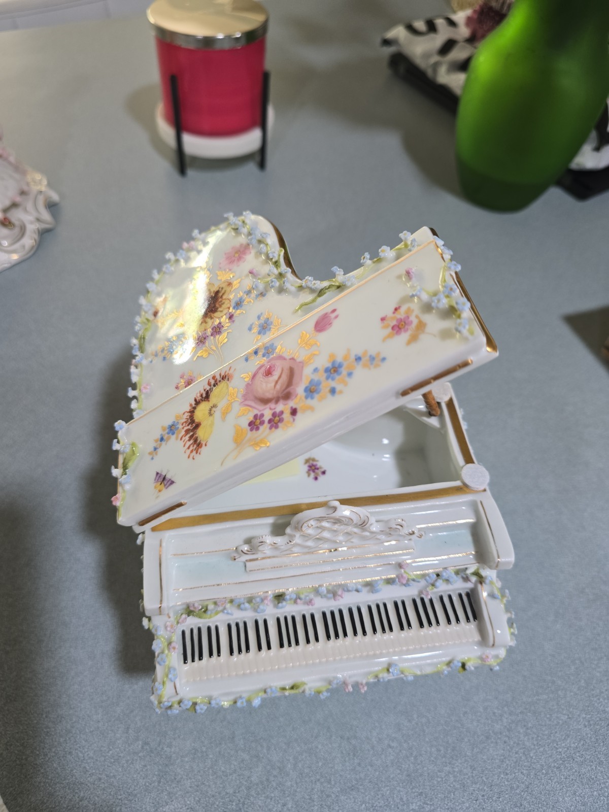 RARE Dorhheim Koch & Fischer German Porcelain Grand Piano Figurine Trinket Box RARE Dorhheim Koch & Fischer German Porcelain Grand Piano Figurine Trinket Box