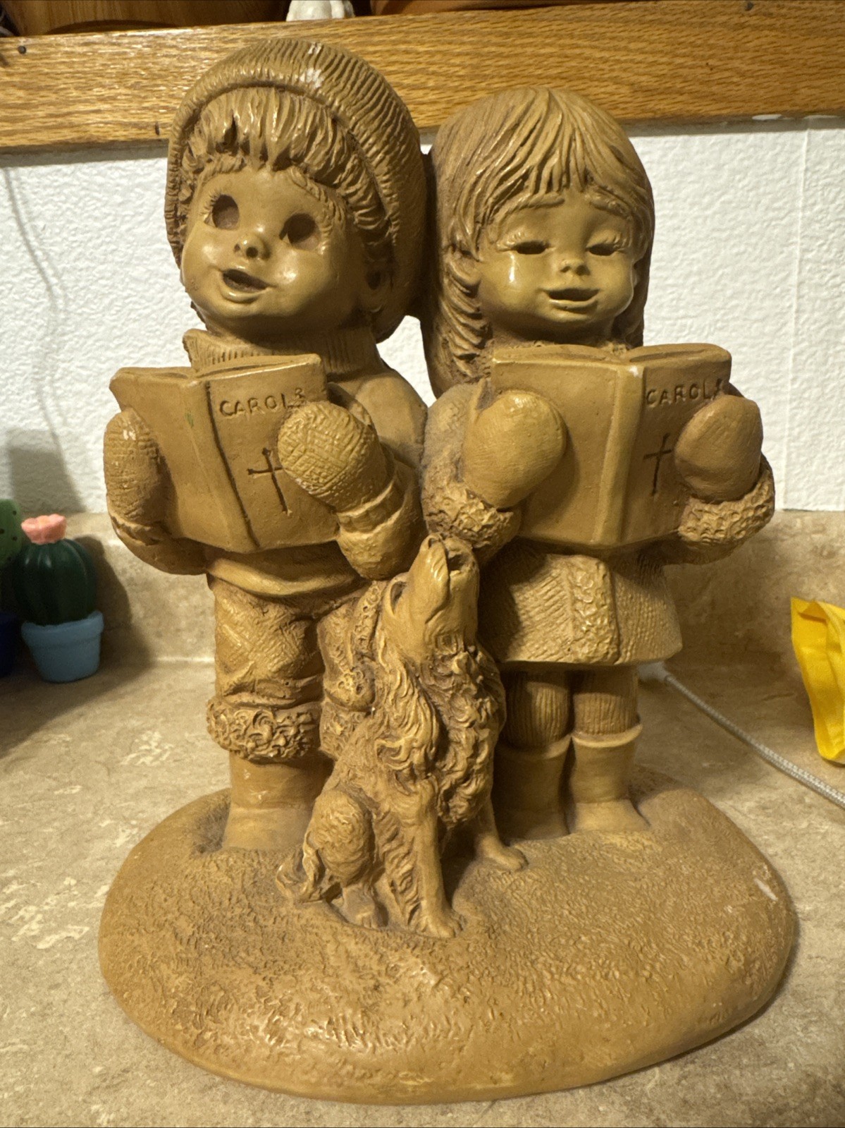 Vtg 1984 Fannykins Bill Mack Caroling in Three Part Harmony Statue Christmas Dog