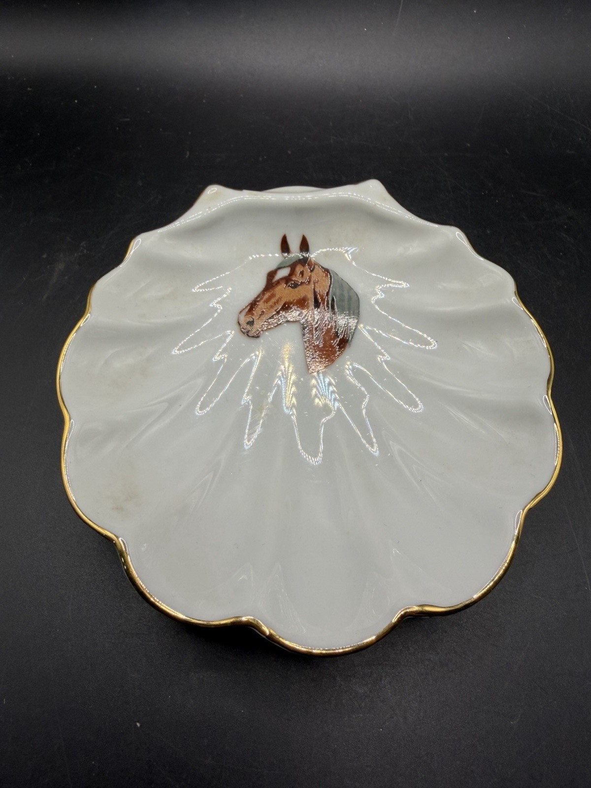 Vintage Hazel D Ammerman Hand Painted Horse Head Shell Dish KY 5\