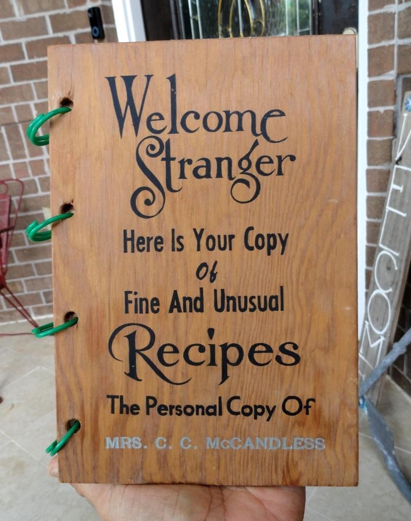WOODEN RECIPE BOOK Pensacola, Florida SPEARMAN BEER Navy Point Stores + ~1950\'s~