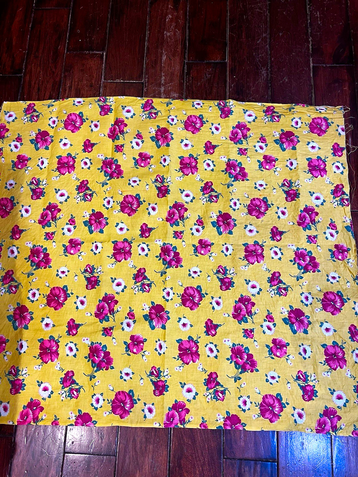 Vintage feedsack yellow red flowers full size Vintage feedsack yellow red flowers full size